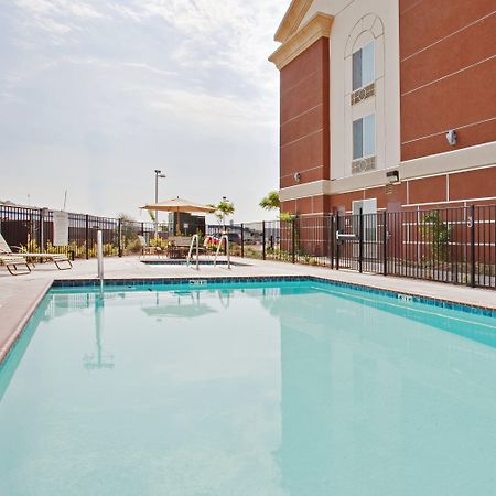 Holiday Inn Express & Suites Dinuba West By Ihg Kültér fotó